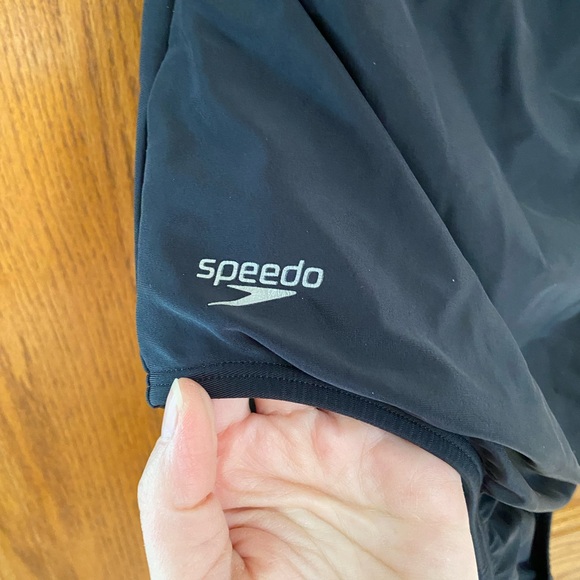 4 speedo swimsuits - all in EUC, all size 8 - Picture 2 of 13